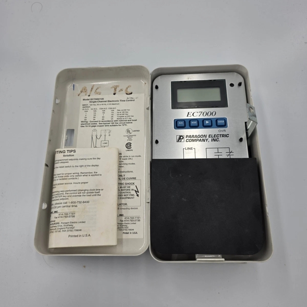 PARAGON EC7000 Silver and Black Electronic Device